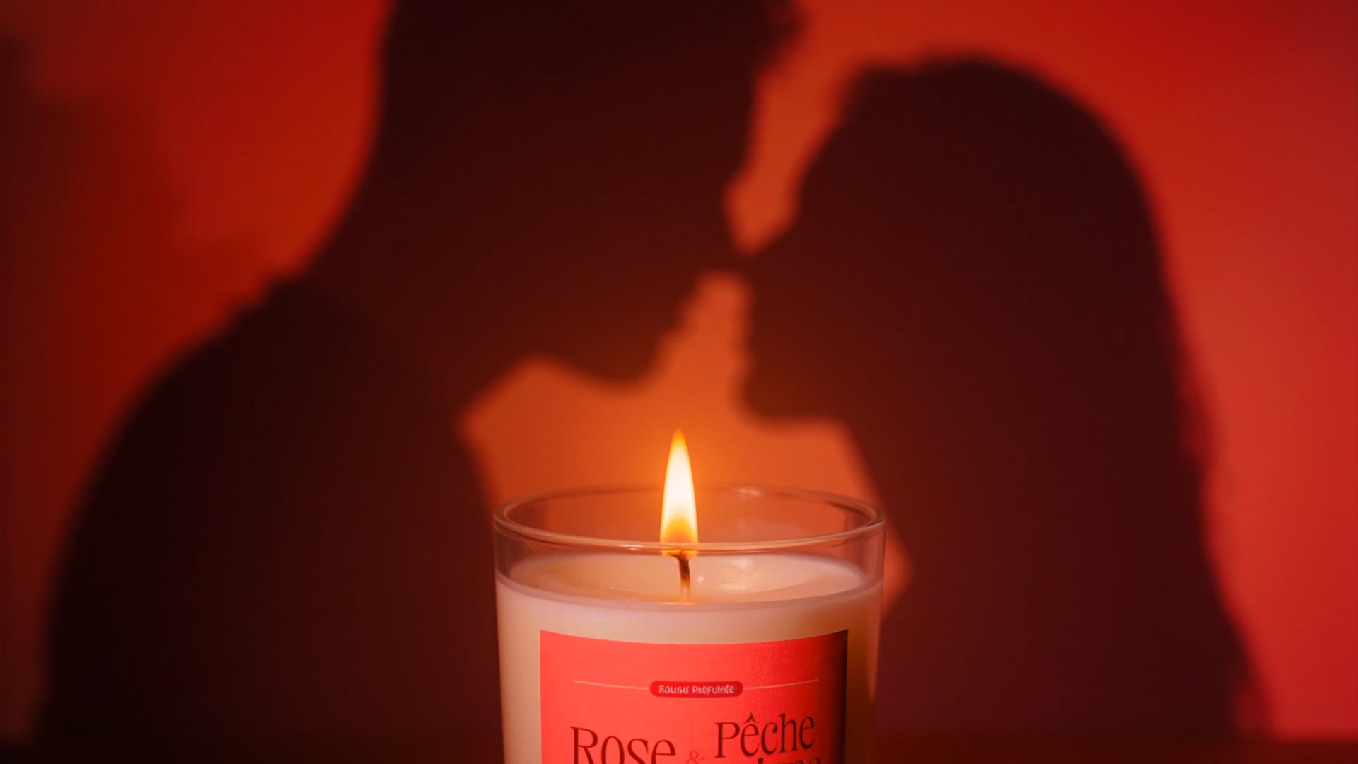 Bougie parfumée Rose et Pêche, ambiance intime en couple